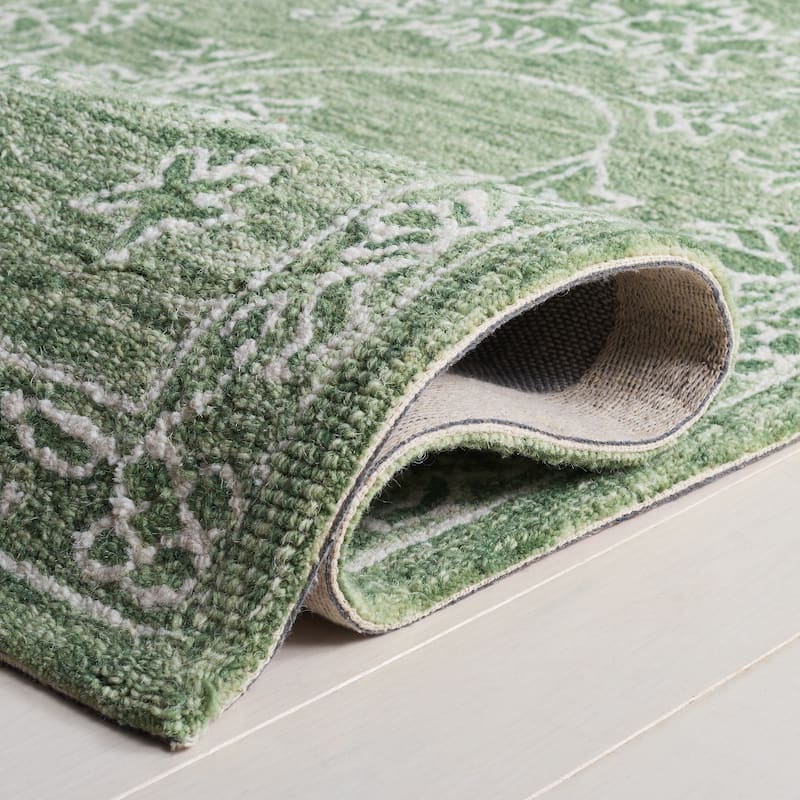 SAFAVIEH Handmade Metro Neasa Wool Rug