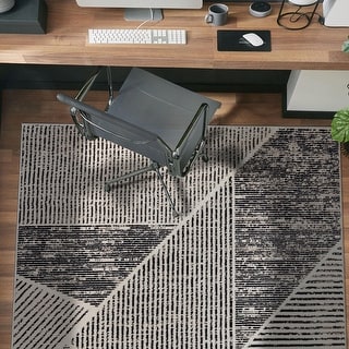 Contemporary Distressed Geometric Area Rug