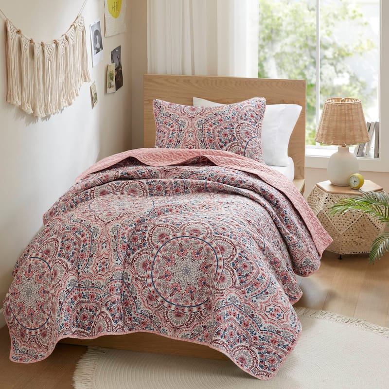 Chelsea Square Valerie Boho Floral Reversible Quilt - Pink - Twin