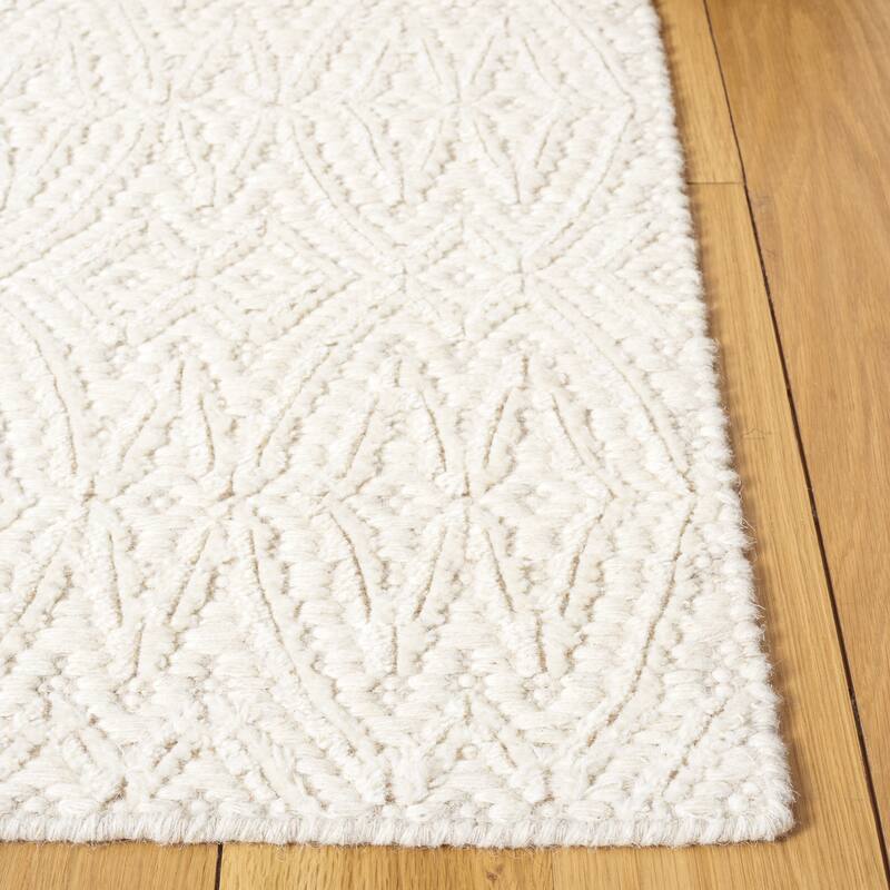 Martha Stewart by SAFAVIEH Handmade Gwenith Wool Rug
