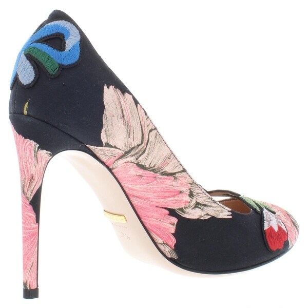 stiletto gucci
