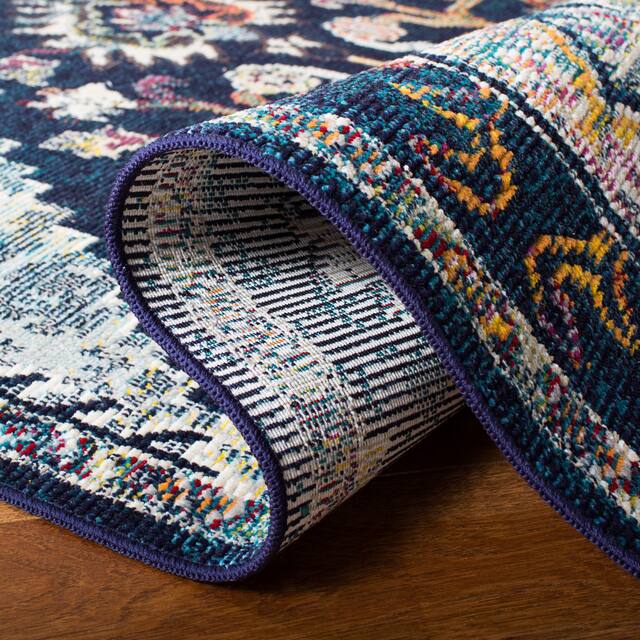 SAFAVIEH Crystal Floretta Vintage Boho Medallion Rug