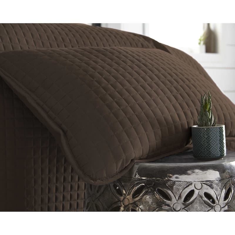 Vilano Oversized 3 piece Quilt Set by Southshore Fine Linens