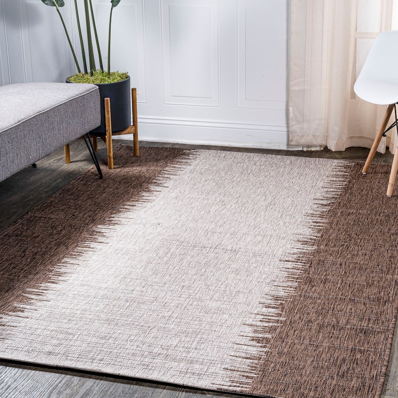 JONATHAN Y Madaba Modern Strie' Indoor/Outdoor Area Rug