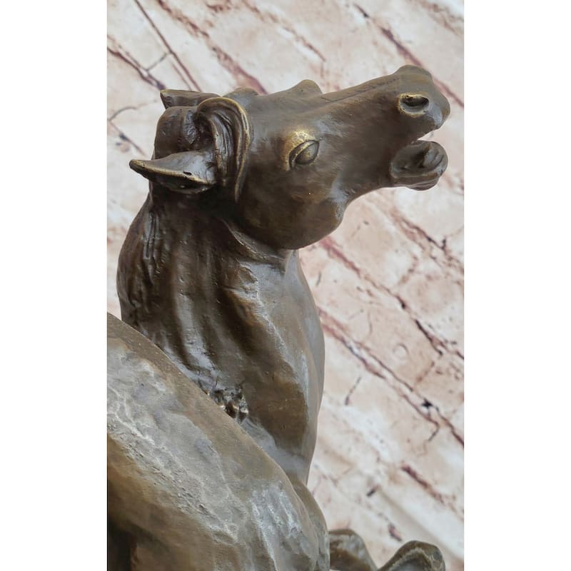 Imitative Lion Attacking Imitative Horse - Bronze Metal Sculpture By Antoine Barye On Marble Base