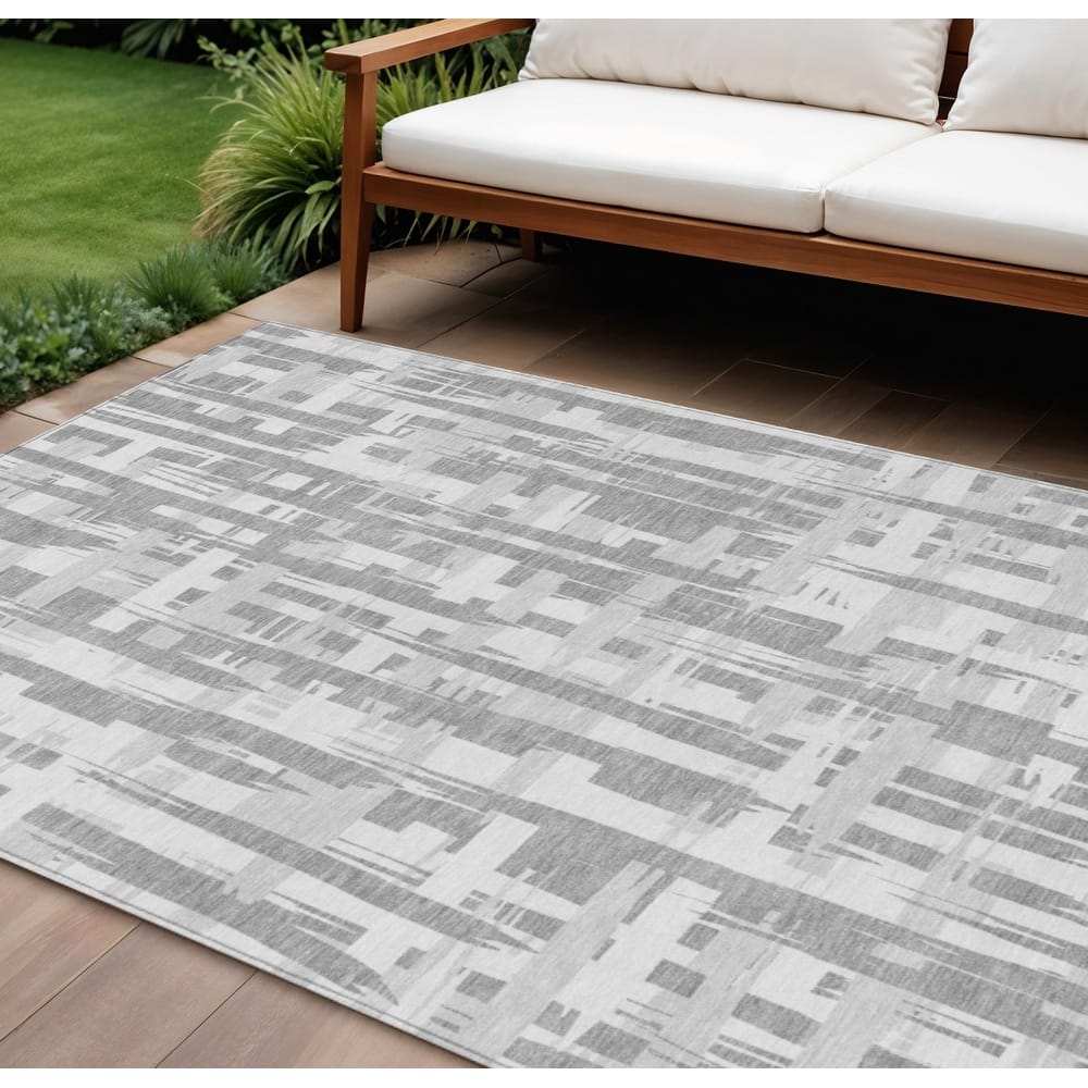 HomeRoots Striped Transitional Rectangle Outdoor Rug