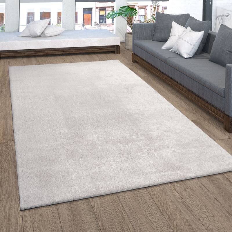 Soft Washable Area Rug with Anti-Slip Backing in solid Colors - 6'7" x 9'2" - Silver