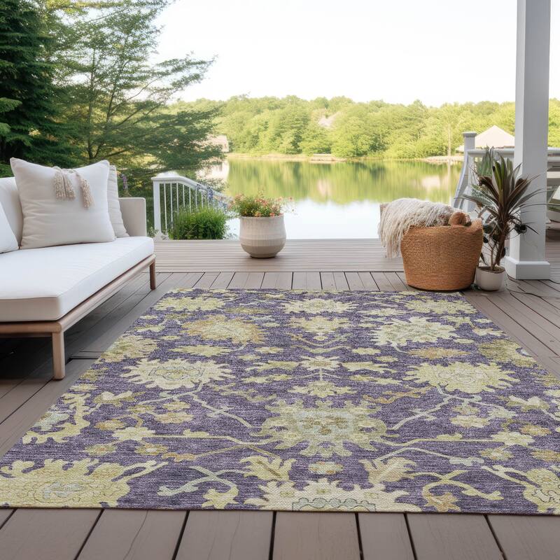 Machine Washable Indoor/ Outdoor Traditional Casual Chantille Rug