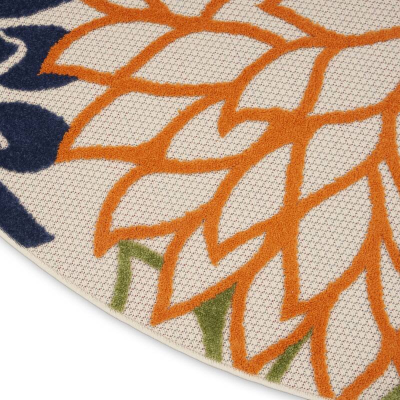 HomeRoots Contemporary Round Outdoor Rug - 10' Round