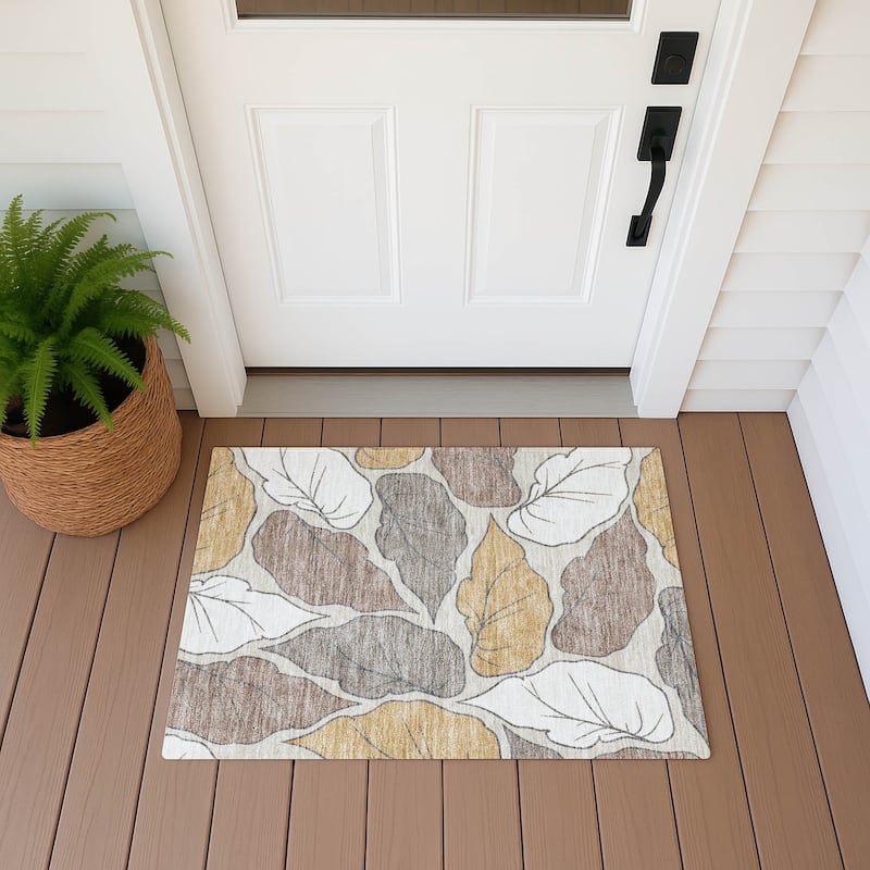 Machine Washable Indoor/ Outdoor Contemporary Floral Chantille Rug - Linen - 1'8" x 2'6"