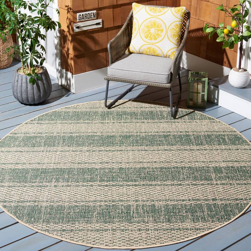 SAFAVIEH Courtyard Nadya Indoor/ Outdoor Waterproof Patio Backyard Rug