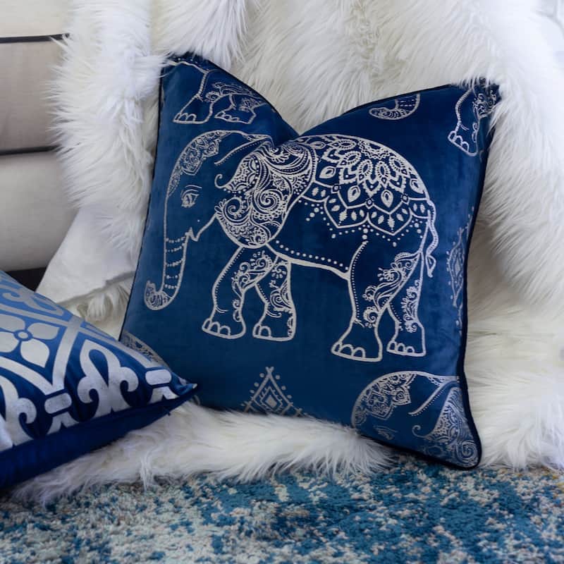 Yara Velvet with Applique 20" Square Decorative Throw Pillow 2PK