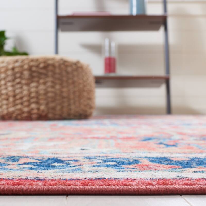 SAFAVIEH Riviera Machine Washable Slip Resistant Verona Oriental Rug