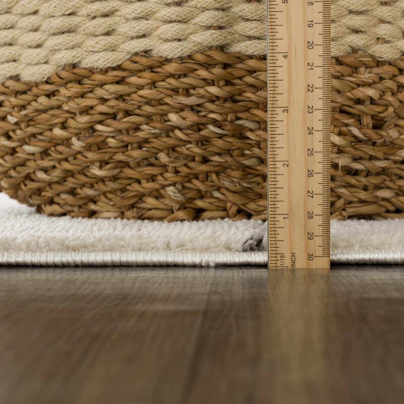 Hauteloom Koume Hallway, Kitchen Runner Rug - High Pile - Rose Cream - 2'8" x 7'3"