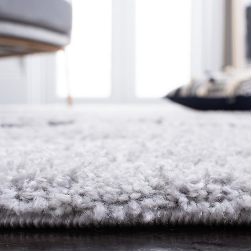 SAFAVIEH August Shag Nurija Diamond 1.2-inch Thick Rug