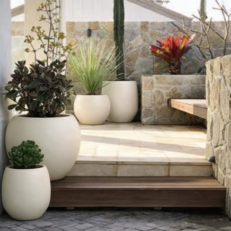 DreamPatio Riverside Fiberstone Composite Ball Planter for Indoor/Outdoor - Smooth Automotive 2K Coating