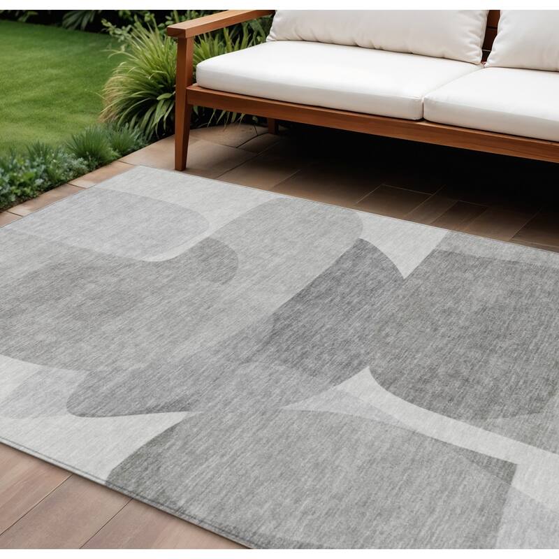 HomeRoots Abstract Transitional Rectangle Outdoor Rug - 10' X 14'