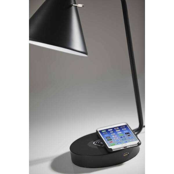 Asymmetrical Diabolo Black Metal Desk Lamp Asymmetrical Diabolo Black Metal Desk Lamp