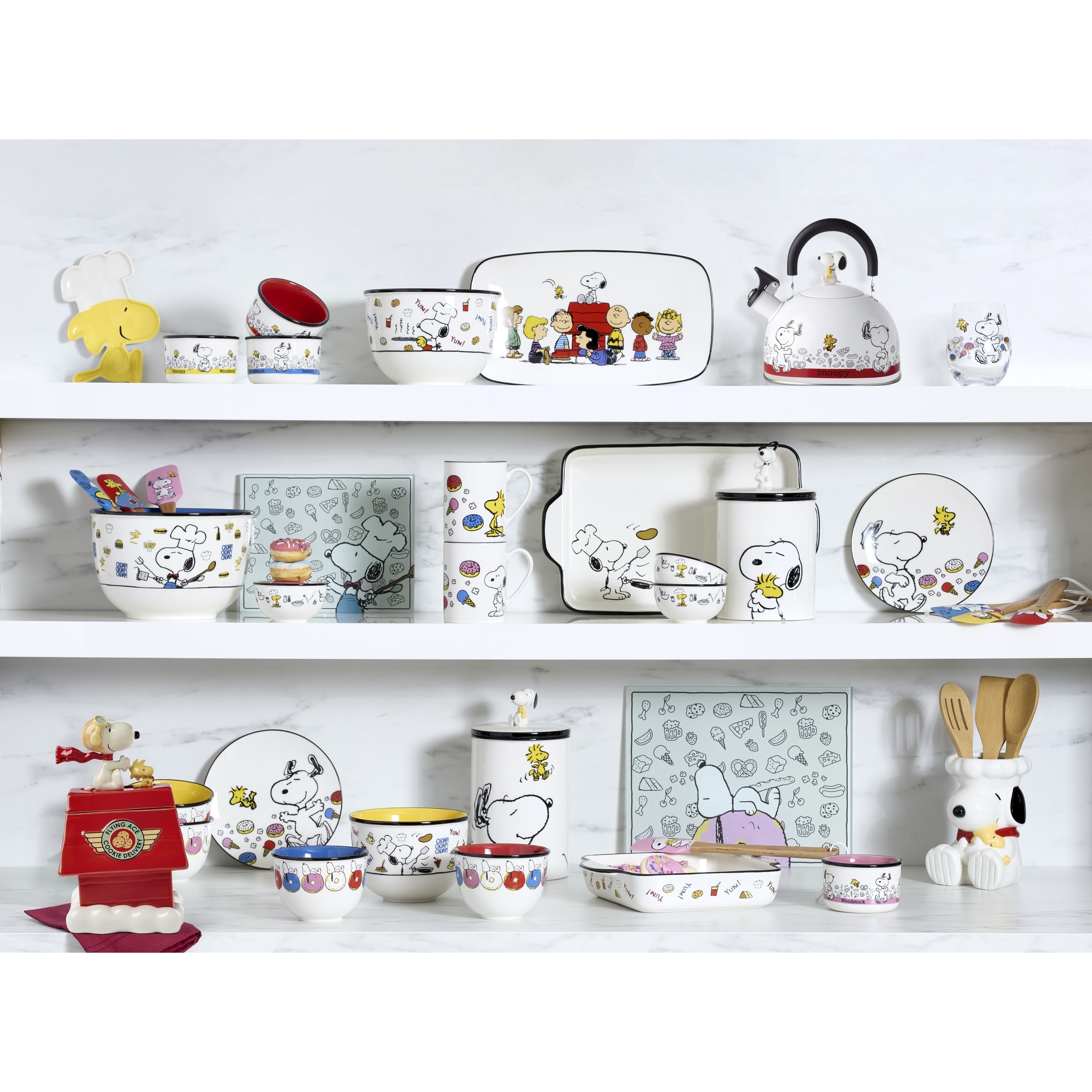 Lenox Chef Snoopy Tea Kettle - 84.5oz. 7.87