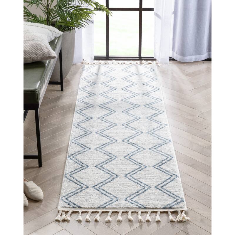 Well Woven Kennedy Reeve Modern Chevron Pattern Area Rug
