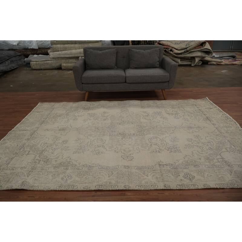 Hand Knotted Oriental 100% Wool Carpet Traditional Medallion Beige & Ivories Tabriz Area Rug - 9' 4'' X 6' 8''