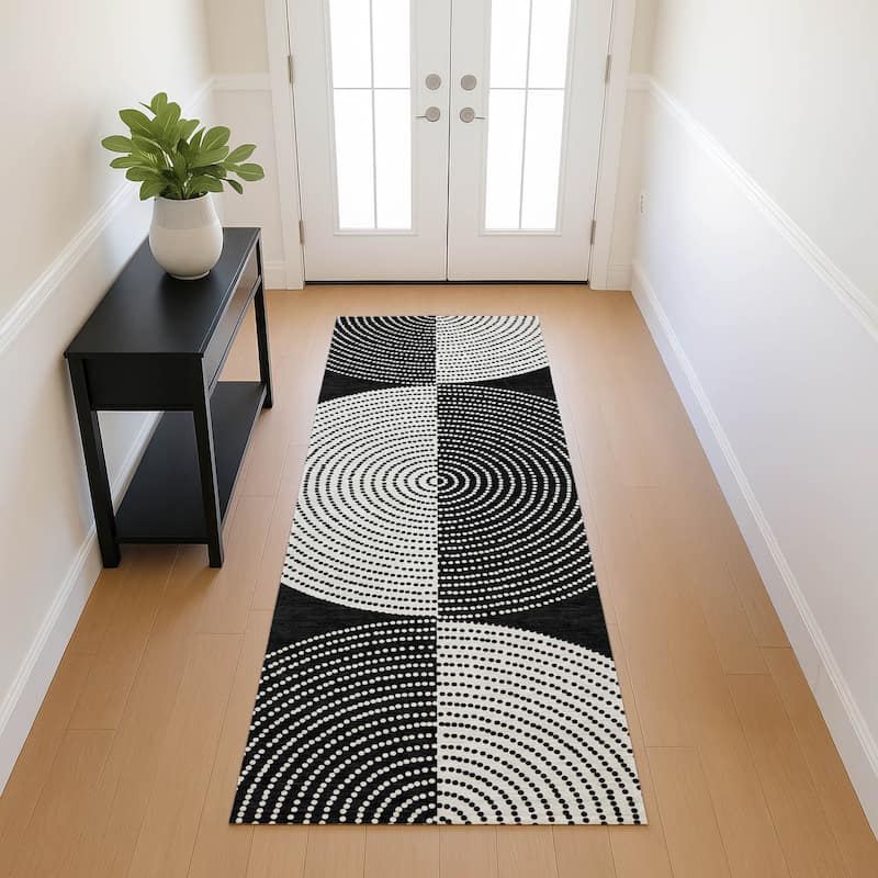 Machine Washable Indoor/ Outdoor Geo Circles Chantille Rug