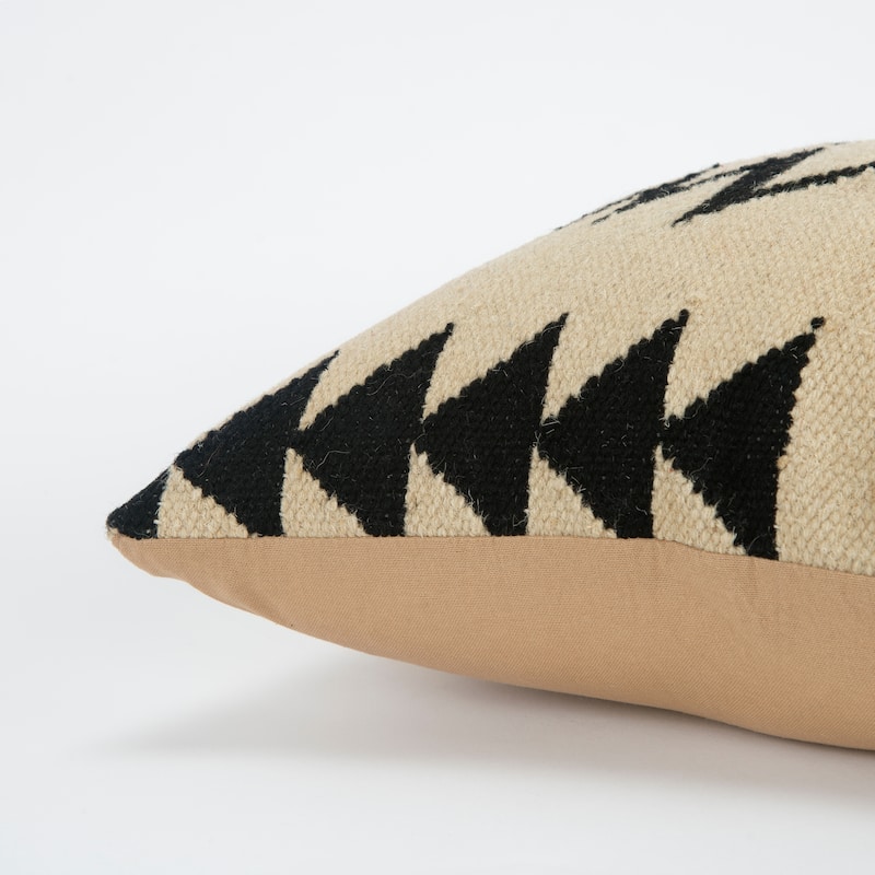 Rizzy Home Beige and Black Southwest Hand-crafted Throw Pillow