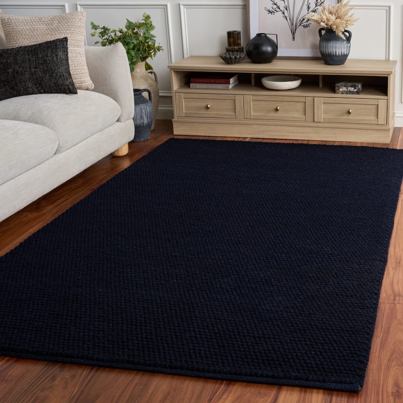 SAFAVIEH Handmade Natura Kinuko Wool Rug