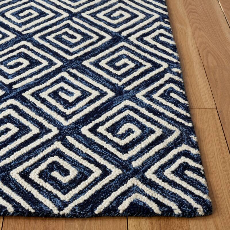 SAFAVIEH Handmade Metro Wencke Geometric Wool Rug