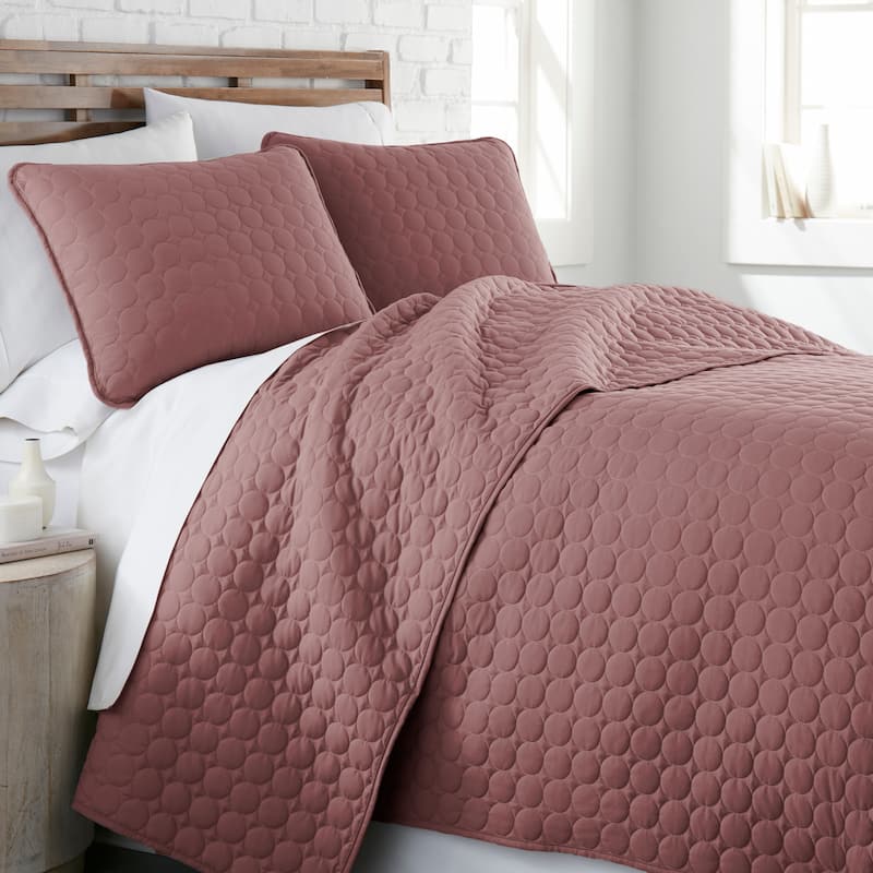 Vilano Ultra-Soft Lightweight 3-piece Quilt and Sham Set - Rose - Twin - Twin XL