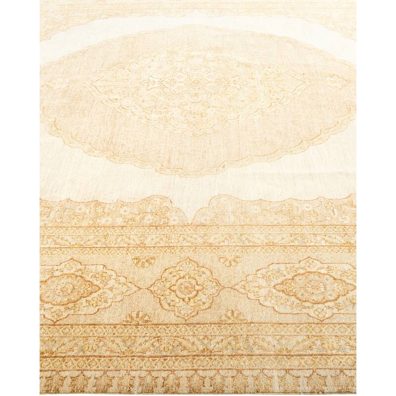 Overton Hand Knotted Wool Vintage Inspired Traditional Mogul Ivory Area Rug - 8 x 10
