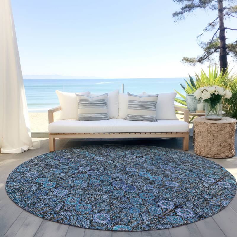 Machine Washable Indoor/ Outdoor Traditional Boho Chantille Rug