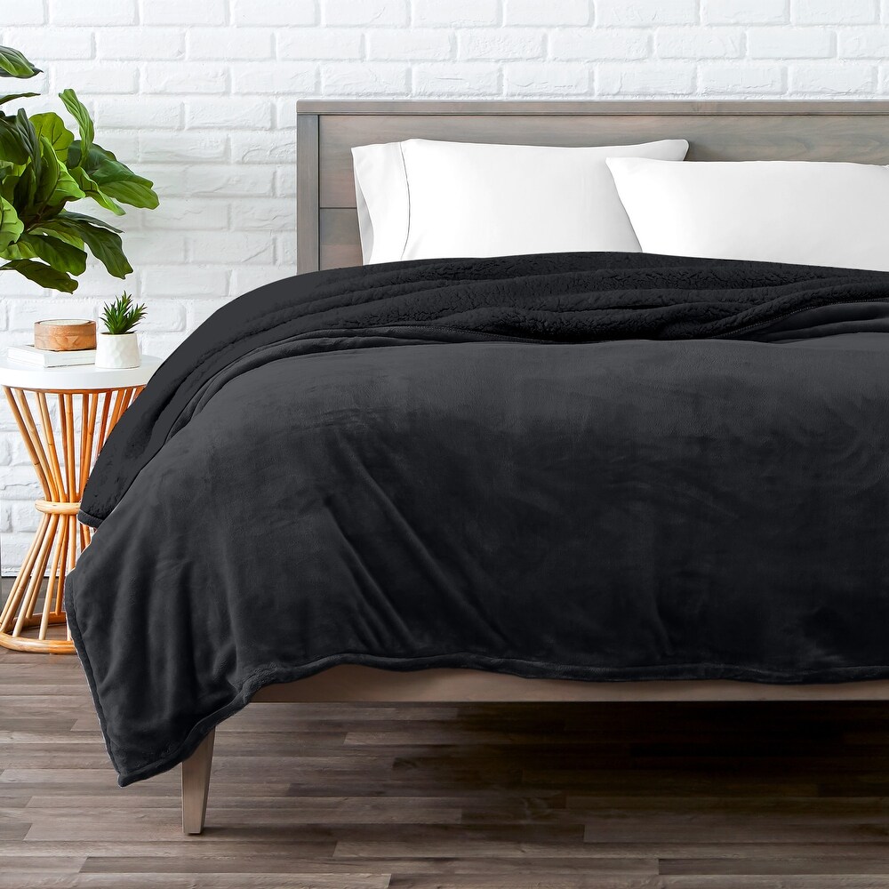 Black blanket online new arrivals