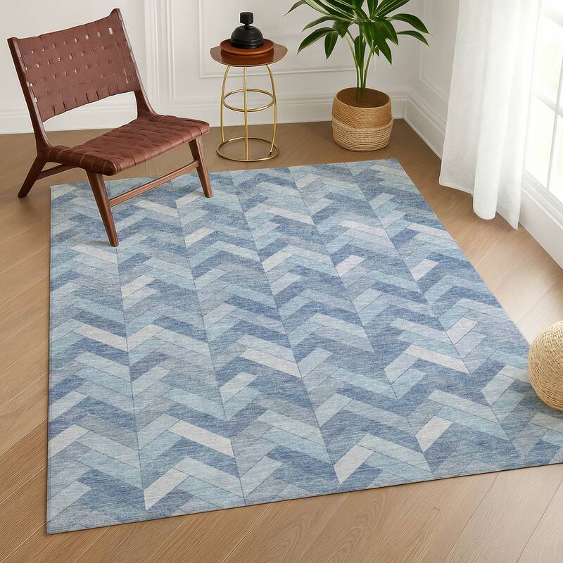 Machine Washable Indoor/ Outdoor Modern Chevron Chantille Rug