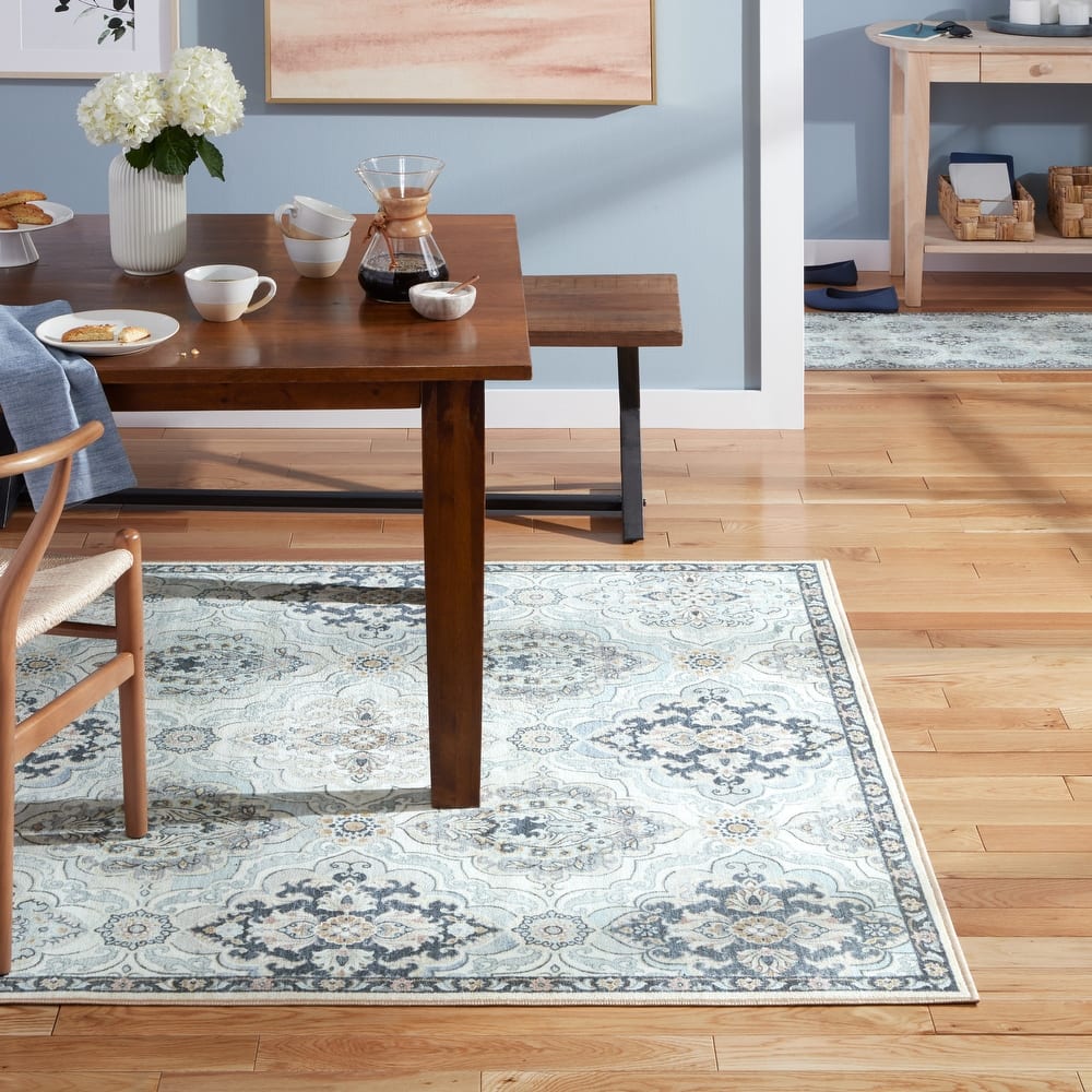 TOWN & COUNTRY EVERYDAY Avani Cottagecore Medallion Everwash Washable Non-Slip Backing Area Rug