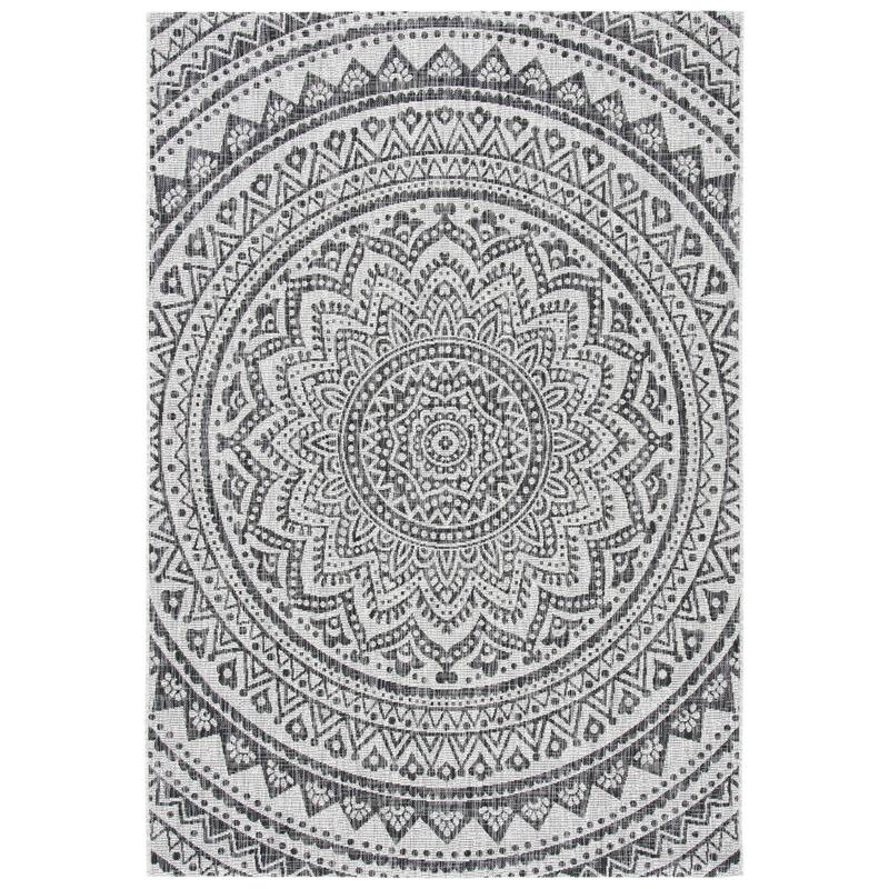 SAFAVIEH Courtyard Madelijne Indoor/ Outdoor Waterproof Patio Backyard Rug