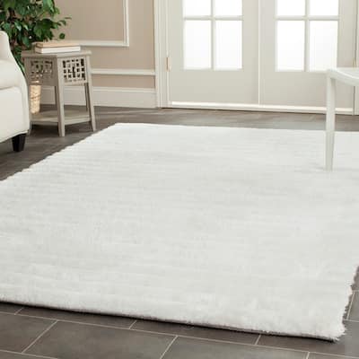 SAFAVIEH Handmade 3D Shag Marye 1.2-inch Thick Rug