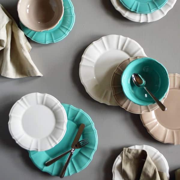 https://ak1.ostkcdn.com/images/products/is/images/direct/7ad2d407bea3e4c7b854a1b4ff70083318cc1d47/Euro-Ceramica-Chloe-11%22-Dinner-Plates-%28Set-of-4%29.jpg?impolicy=medium