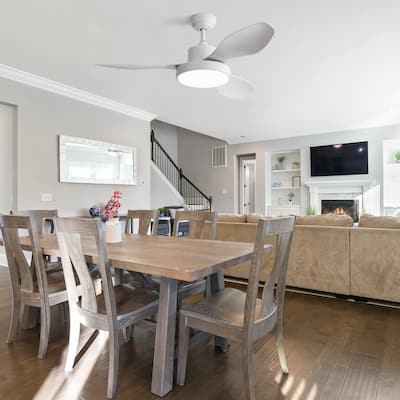 47" Ceiling Fan with LED Light and Remote Control 6 Speeds - White