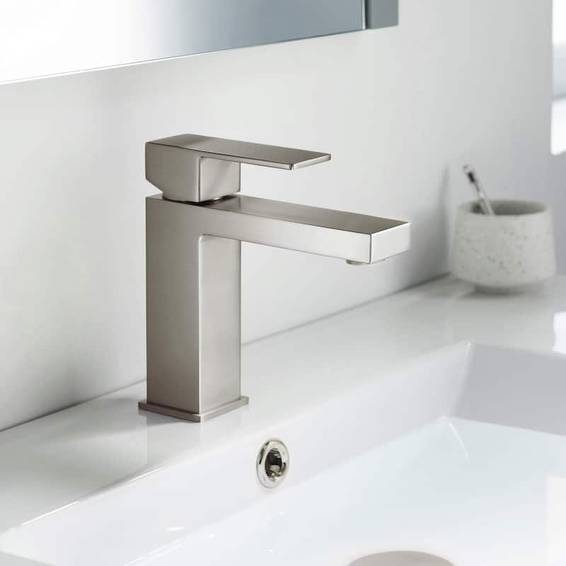 Single Handle Bathroom Sink Faucet with Pop Up Drain