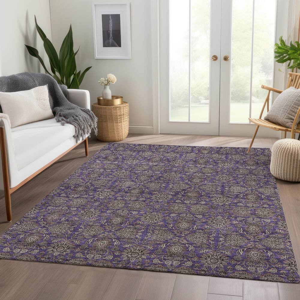 Machine Washable Indoor/ Outdoor Chantille Traditional Floral Rug