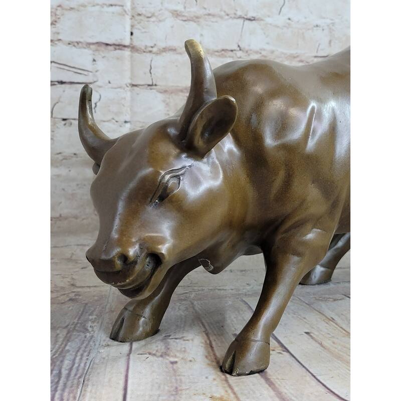 Stock Market Wall Street Bull Hot Cast Bronze Sculpture Statue Figurine Decor