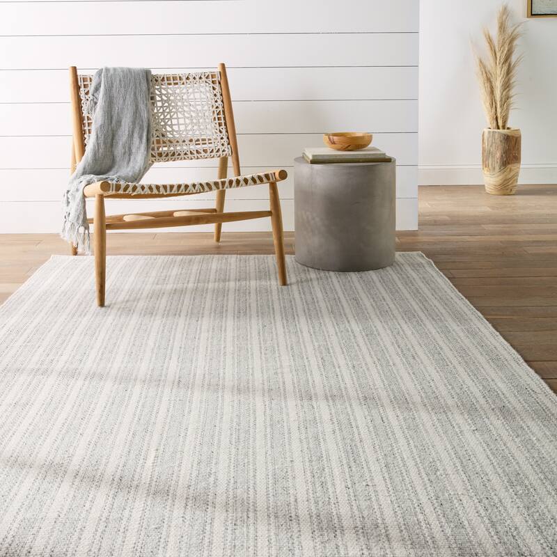 Janelle Indoor/ Outdoor Striped Light Gray/ Ivory Area Rug