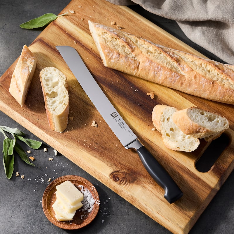 ZWILLING Four Star 9-inch Z15 Country Bread Knife