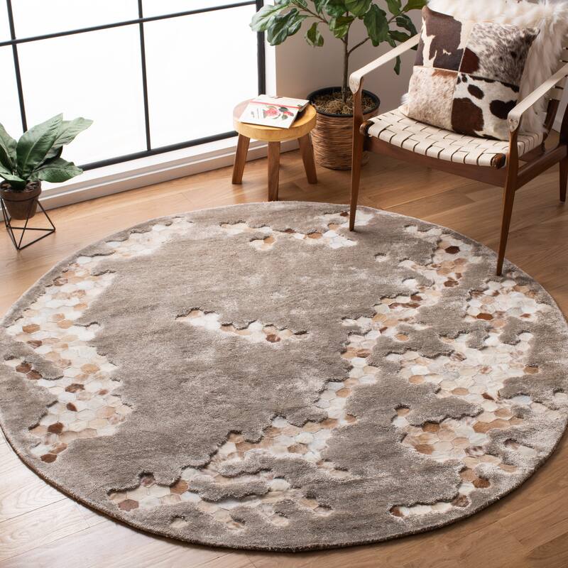 SAFAVIEH Handmade Manhattan Shakti Modern Abstract Silk Rug - 6' Round - Taupe