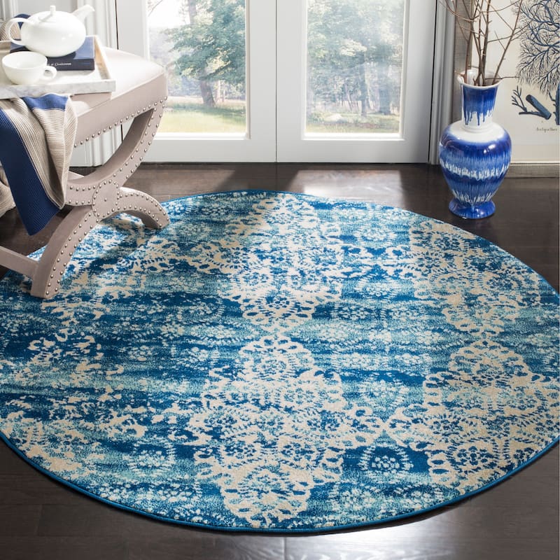 SAFAVIEH Evoke Lilliane Distressed Vintage Boho Rug - 5'3" Round - Royal/Ivory