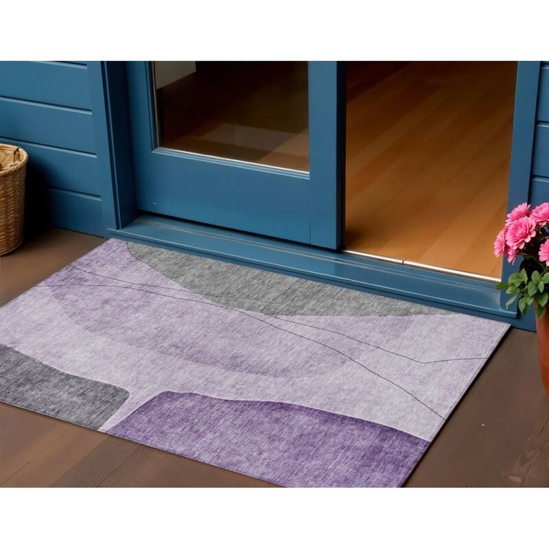 HomeRoots Abstract Transitional Rectangle Outdoor Rug - 3' x 5'
