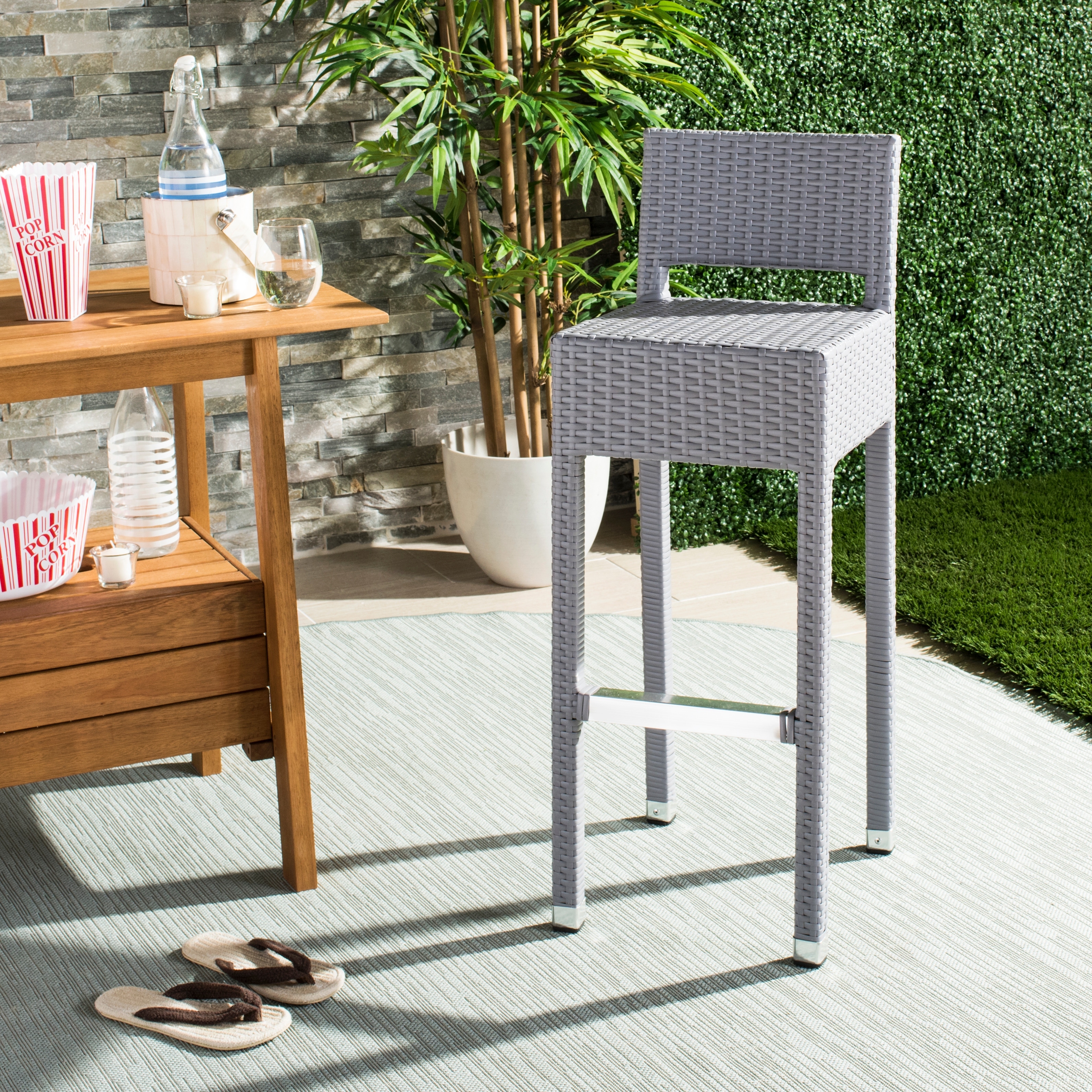 SAFAVIEH Landry 30-Inch Seat Height Stacking Wicker Counter Stool - 13" W x 18" D x 38" H