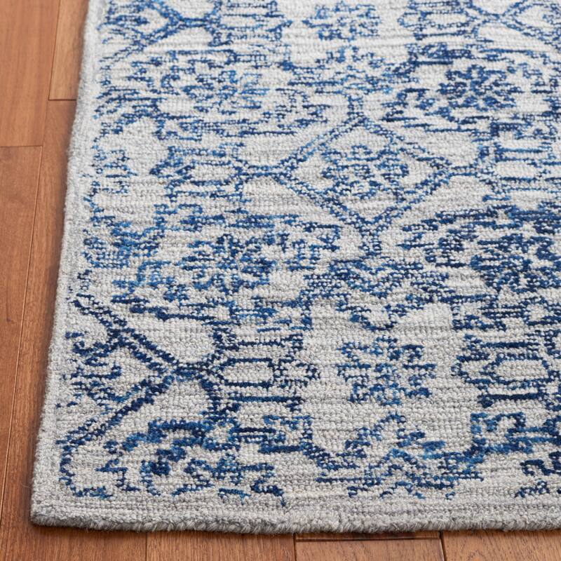 SAFAVIEH Handmade Micro-Loop Annechien Floral Wool Rug