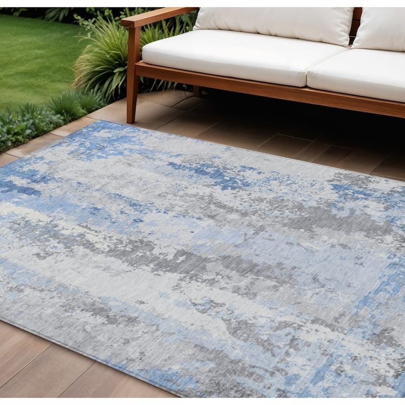 HomeRoots Abstract Transitional Rectangle Outdoor Rug - 9' X 12'